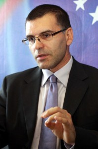 Финансовият министър осигурен в САЩ