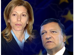 Евро-шефът Барозу защити Желева
