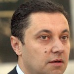 „Поканиха“ Яне в съда в София …