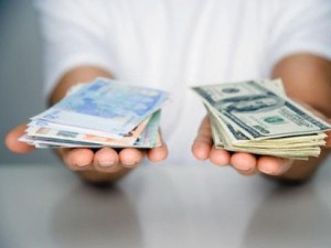 Еврото лети към дъното – туристите към Европа